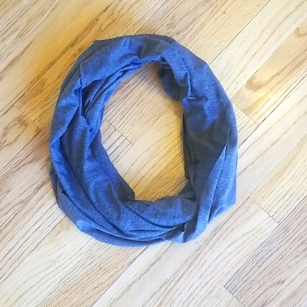 Under Armour Infinity Scarf